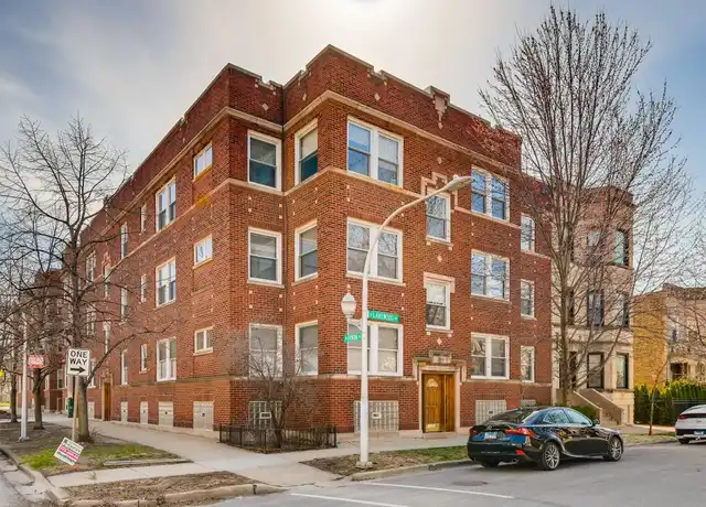 Property at 3849 N Lakewood Ave Unit 2S, Chicago, IL, 60613, 1 bed, 1 bath, [object Object]