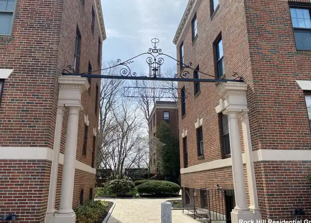 Property at 1990 Commonwealth Ave #1, Brighton, MA, 02135, 2 beds, 1 bath, [object Object]