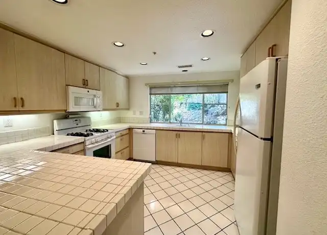 Property at 1007 Via Presa Unit 202, San Clemente, CA, 92672, 3 beds, 2.5 baths, [object Object]