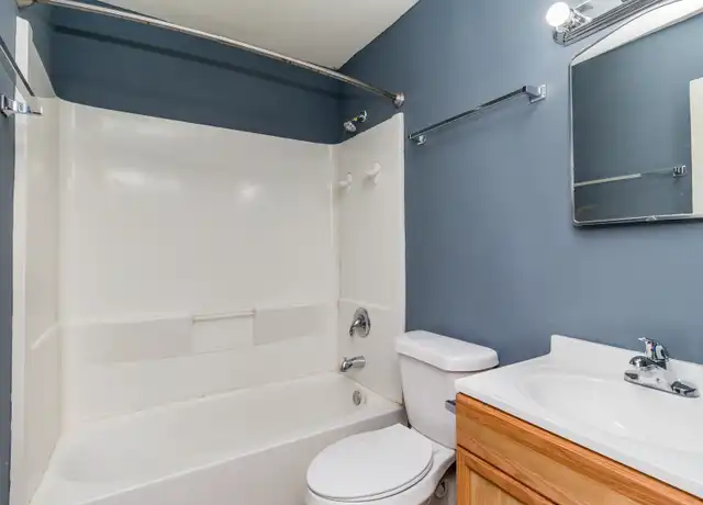 Property at 402 Lawrence Pl Apt C, Columbia, MO, 65201, 2 beds, 1 bath, [object Object]