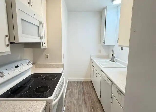 Property at 613 Second St Apt 14, Woodland, CA, 95695, 1 bed, 1 bath, [object Object]