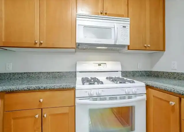 Property at 422 E Evelyn Ave, Sunnyvale, CA, 94086, 2 beds, 2 baths, [object Object]