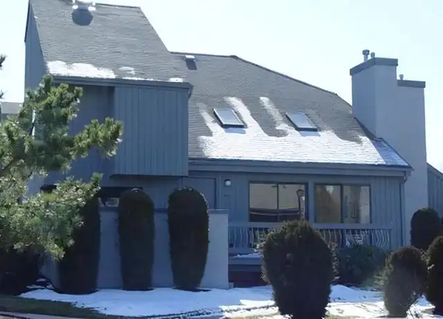 Property at 177 Linda Ln, Edison, NJ, 08820, 2 beds, 3 baths, [object Object]