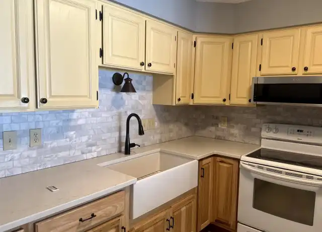 Property at 35 Cortland Pl #35, Ansonia, CT, 06401, 1 bed, 1 bath, [object Object]