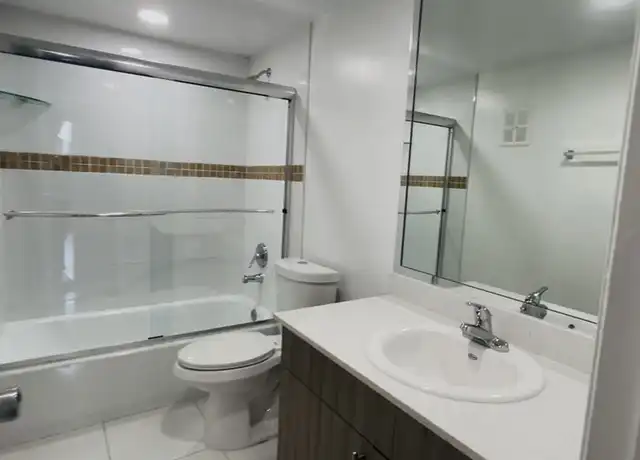 Property at 18640 NW 67th Ave Unit 307, Hialeah, FL, 33015, 2 beds, 2 baths, [object Object]