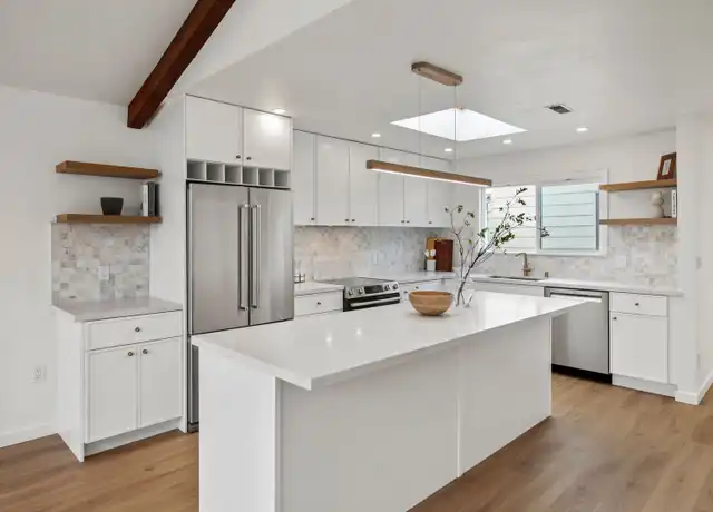 Property at 2976 Washington St Unit 07, San Francisco, CA, 94115, 3 beds, 2 baths, [object Object]