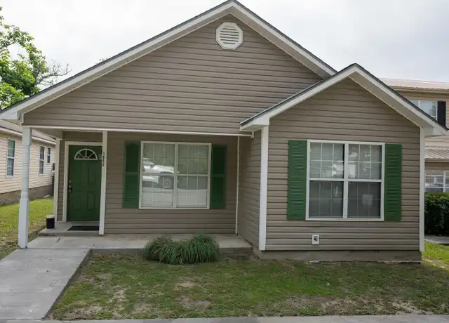 Property at 1538 Woodard St, Valdosta, GA, 31601, 3 beds, 2 baths, [object Object]