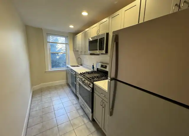 Property at 15 Linnaean St Unit 8, Cambridge, MA, 02138, 1 bed, 1 bath, [object Object]