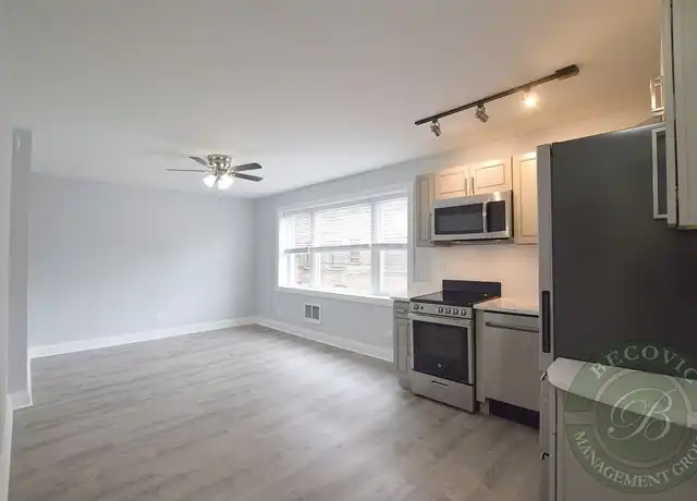 Property at The Sheridan View - 7710 N Sheridan Rd, Chicago, IL, 60626, 1 bed, 1 bath, [object Object]