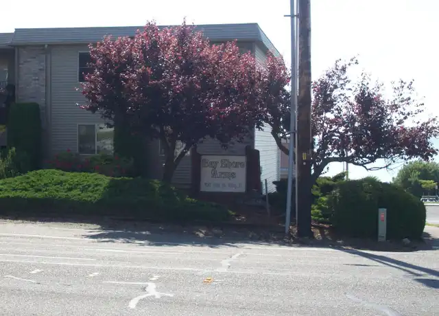 Property at 700 11th St, Bellingham, WA, 98225, 2 beds, 1.5 baths, [object Object]