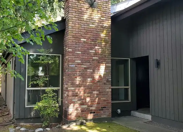 Property at 7074 25th Ave NE, Seattle, WA, 98115, 3 beds, 2 baths, [object Object]