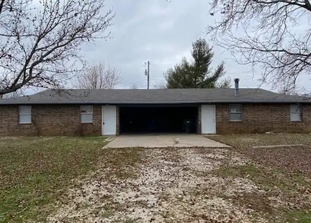 Property at 651 N Genevieve Ave, Fayetteville, AR, 72704, 2 beds, 1 bath, [object Object]