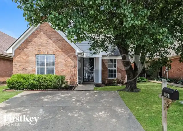 Property at 7602 Iris Dr, Southaven, MS, 38671, 3 beds, 2 baths, [object Object]