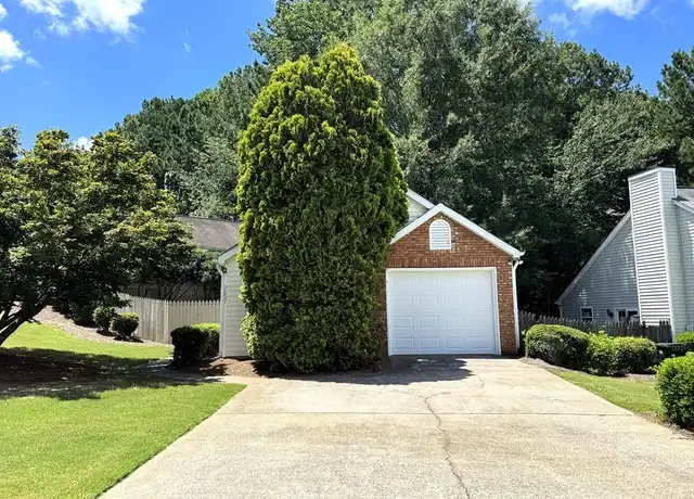 Property at 2657 Laurel Ln NW, Kennesaw, GA, 30152, 2 beds, 2 baths, [object Object]