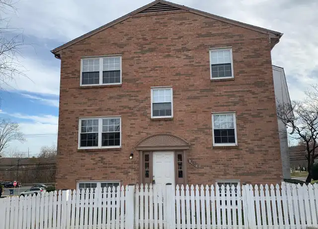 Property at 9907 Hagel Cir, Lorton, VA, 22079, 4 beds, 2 baths, [object Object]