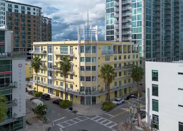 Property at 1212 E Whiting St #207, Tampa, FL, 33602, 1 bed, 1.5 baths, [object Object]