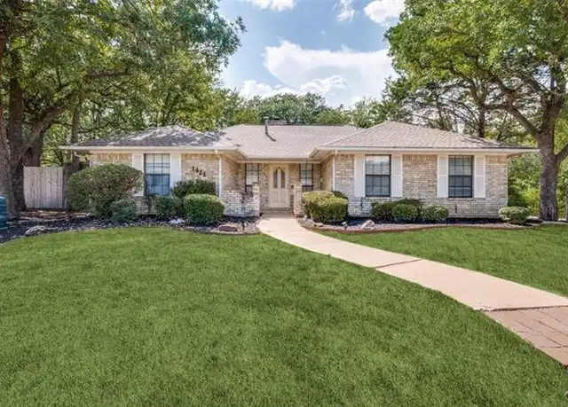 Property at 1421 Briarwood St, Denton, TX, 76209, 3 beds, 2 baths, [object Object]