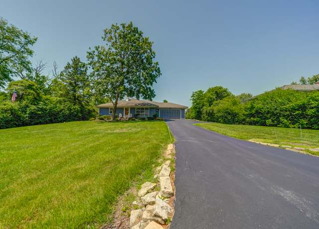 Photo of 11460 75th St, Burr Ridge, IL 60527