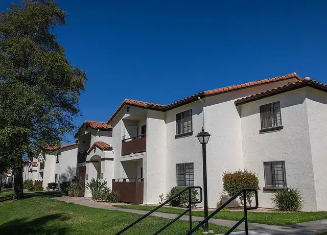 Photo of 570 E Barham Dr, San Marcos, CA 92078