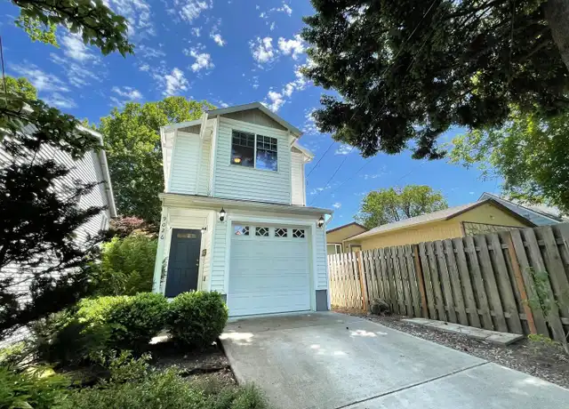 Property at 9026 N Bayard Ave, Portland, OR, 97217, 3 beds, 2.5 baths, [object Object]