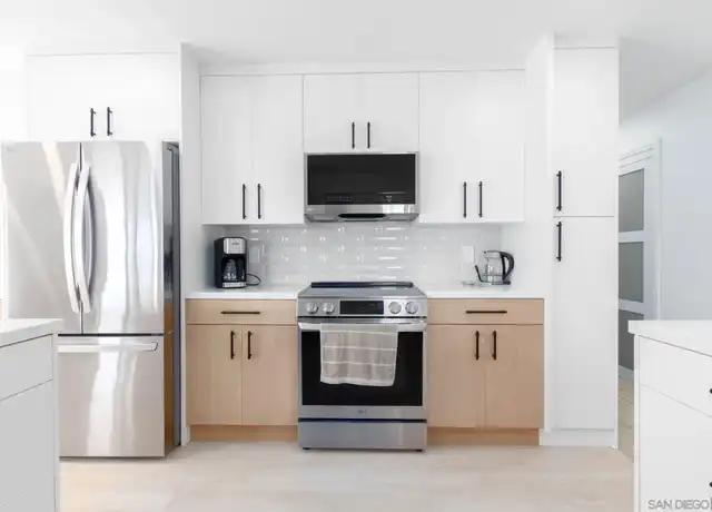 Property at 7550 Eads Ave #305, La Jolla, CA, 92037, 2 beds, 2 baths, [object Object]