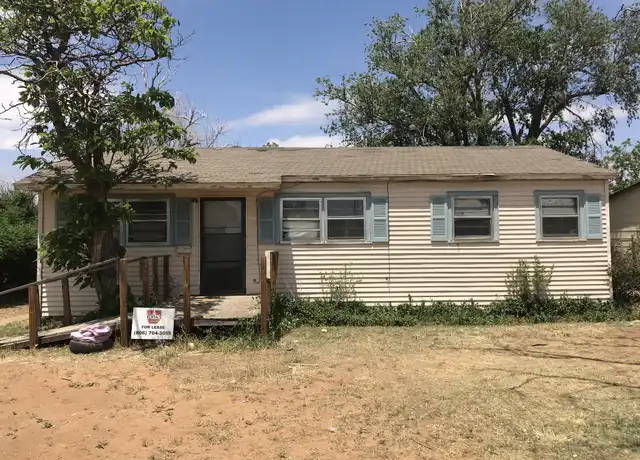 Property at 3013 E 3rd St, Lubbock, TX, 79403, 3 beds, 1 bath, [object Object]