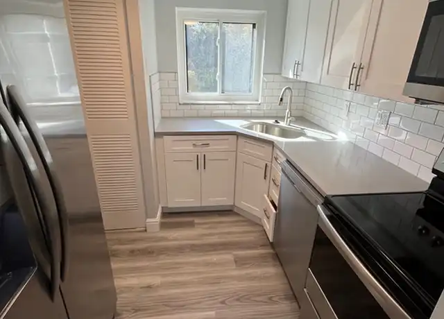 Property at 3457 Evergreen Rd Unit 302, McKnight, PA, 15237, 1 bed, 1 bath, [object Object]