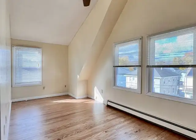 Property at 52 Rockdale St Unit 3, Mattapan, MA, 02126, 3 beds, 1 bath, [object Object]