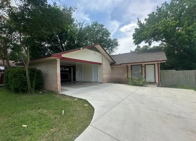 Property at 5906 Emerald Forest Dr Unit B, Austin, TX, 78745, 2 beds, 1 bath, [object Object]