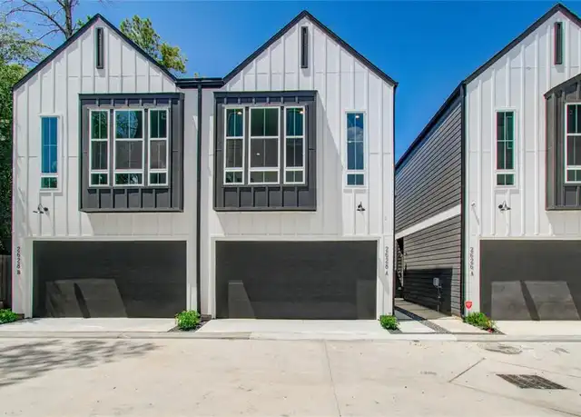Property at 2626 W Tidwell Rd Unit B, Houston, TX, 77091, 3 beds, 2.5 baths, [object Object]