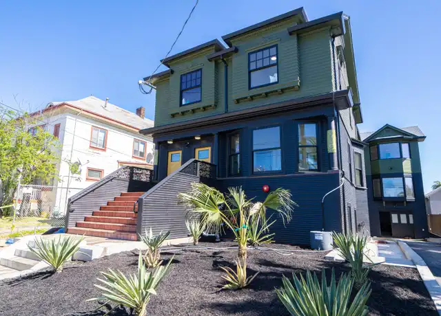 Property at 2320 9th Ave Unit 2320A, Oakland, CA, 94606, 3 beds, 3 baths, [object Object]