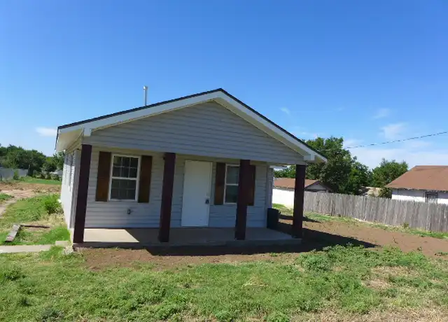 Property at 330 E Central Ave, Amarillo, TX, 79108, 3 beds, 1 bath, [object Object]