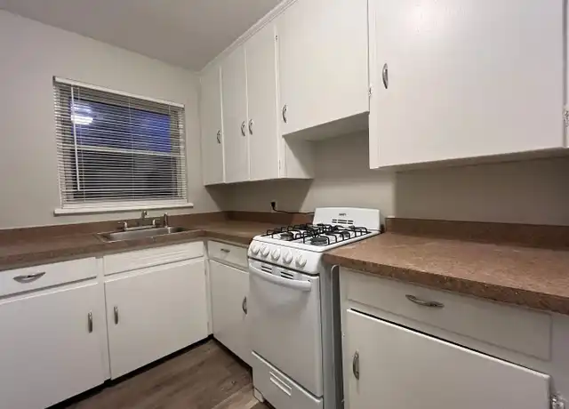 Property at 29 Bennington Dr Unit 29 C, Rochester, NY, 14616, 2 beds, 1 bath, [object Object]