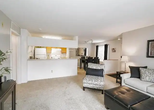 Property at 2504 Bordeaux Ln, Naperville, IL, 60540, 1 bed, 1 bath, [object Object]