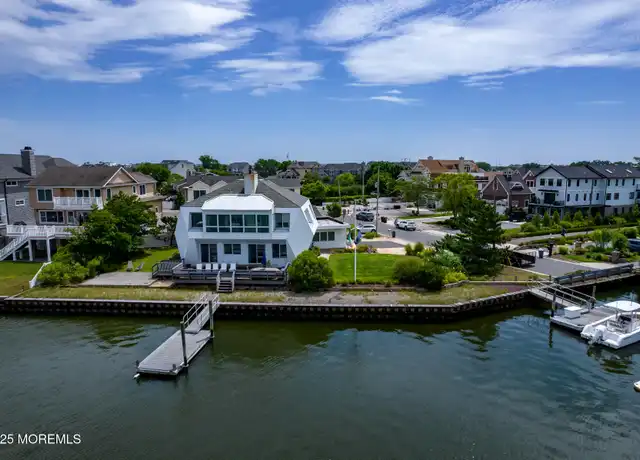 Property at 98 Waterman Ave, Rumson, NJ, 07760, 4 beds, 2.5 baths, [object Object]