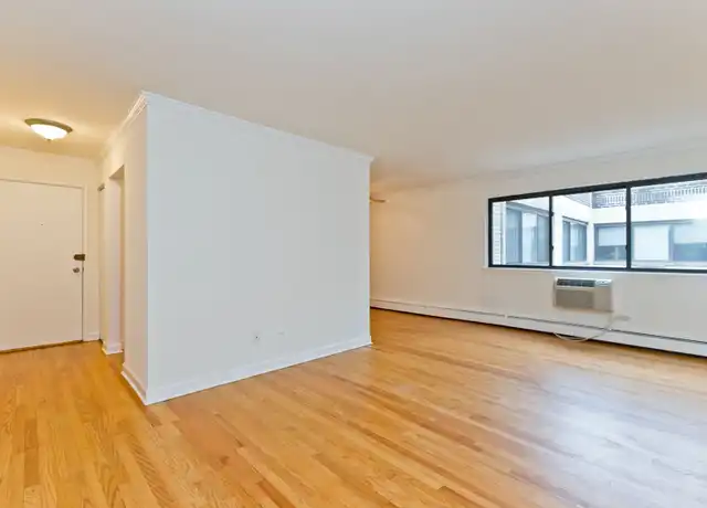 Property at 1022 W Catalpa Ave, Chicago, IL, 60640, 0-1 beds, 1 bath, [object Object]