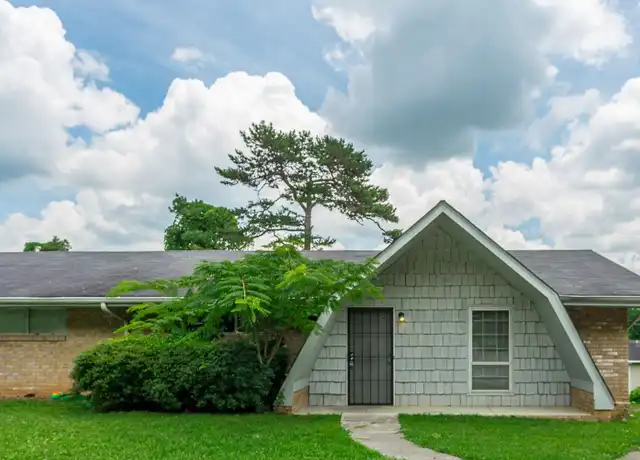 Property at 3976 Arbor Place Ln Unit A, Chattanooga, TN, 37416, 2 beds, 1 bath, [object Object]