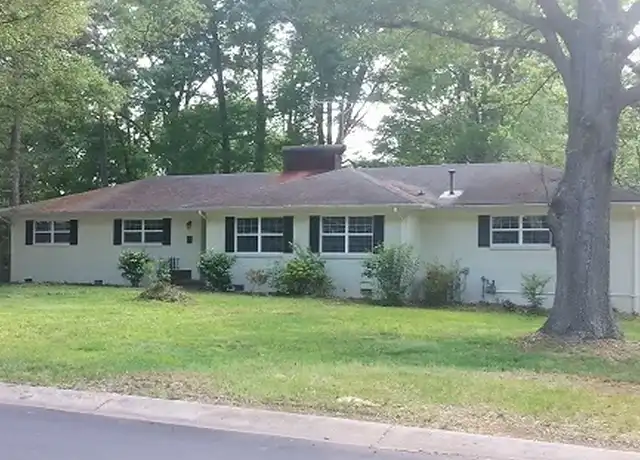 Property at 6131 Woodbridge Rd, Charlotte, NC, 28227, 4 beds, 2 baths, [object Object]