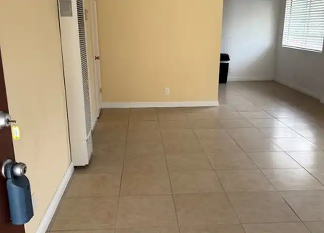 Property at 308 Avenida Granada, San Clemente, CA, 92672, 2 beds, 1 bath, [object Object]