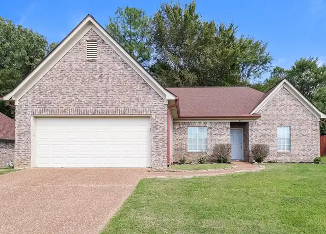 Property at 185 Village Dr, Oakland, TN, 38060, 3 beds, 2 baths, [object Object]