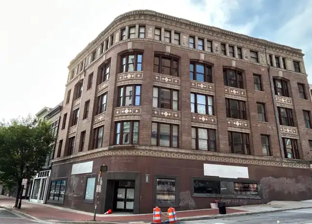 Property at 100 W Lexington St Unit 307, Baltimore, MD, 21201, 1 bed, 1 bath, [object Object]