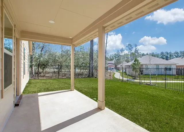 Photo of 9811 Laurel Lake Dr, Conroe, TX 77384