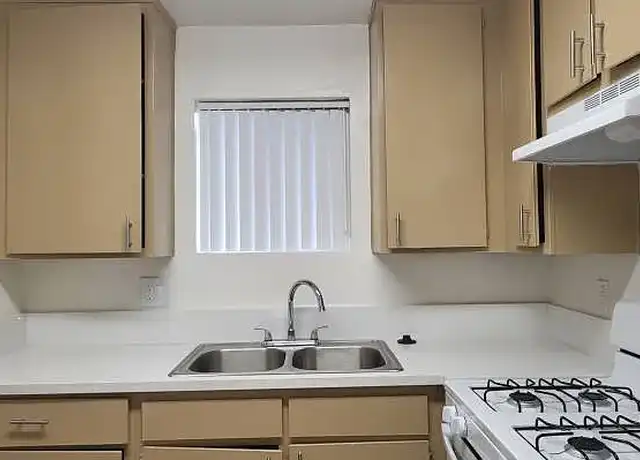 Property at Beverly Terrace - 144 Union Pl, Los Angeles, CA, 90026, 2 beds, 1 bath, [object Object]