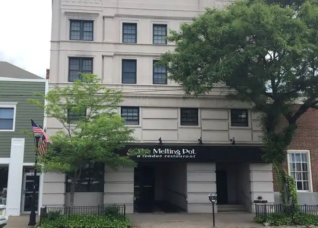 Property at 190 W Main St Unit 208, Somerville, NJ, 08876, 1 bed, 1 bath, [object Object]