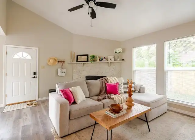 Property at 6307 Okner Ln Unit A, Austin, TX, 78745, 2 beds, 1 bath, [object Object]