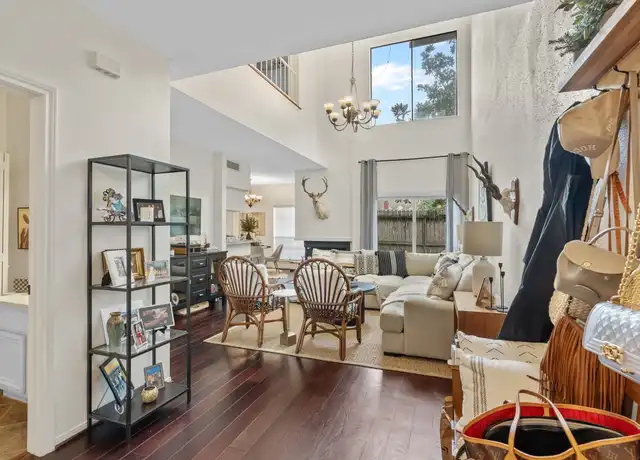 Property at 2220 Bering Dr #4, Houston, TX, 77057, 2 beds, 2.5 baths, [object Object]