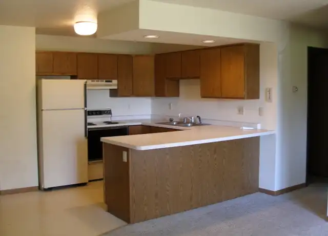 Property at 131 Carriage Way Unit 6, Palmyra, WI, 53156, 2 beds, 1 bath, [object Object]