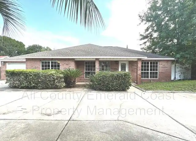 Property at 717 Legion Dr, Destin, FL, 32541, 3 beds, 2 baths, [object Object]