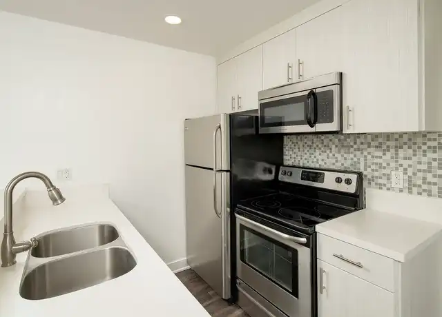 Property at Madison Grove - 7045 N 7th St, Phoenix, AZ, 85020, 1 bed, 1 bath, [object Object]
