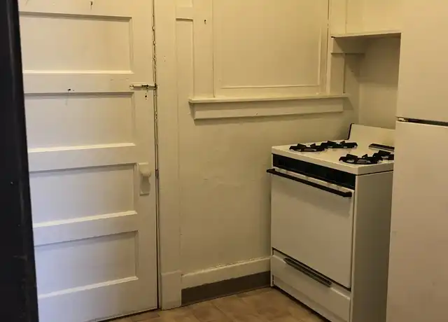 Property at 1020 Central Ave Unit 1020-03, Fort Dodge, IA, 50501, 1 bed, 1 bath, [object Object]